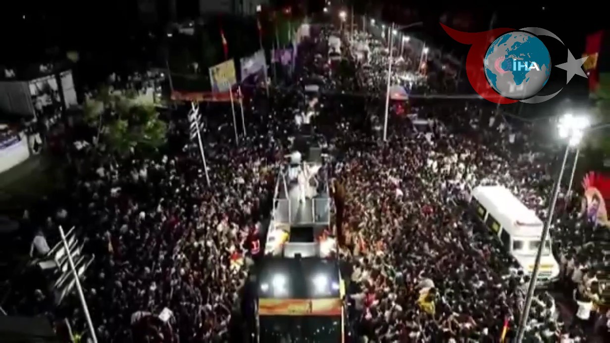 Tamil Nadu'da Miting İzdihamı: Onlarca Kişi Hayatını Kaybetti