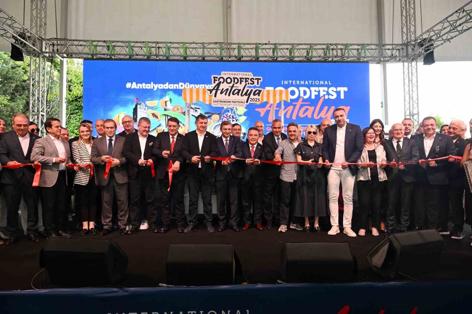 "Antalya’dan Dünyaya" lezzet yolculuğu başladı