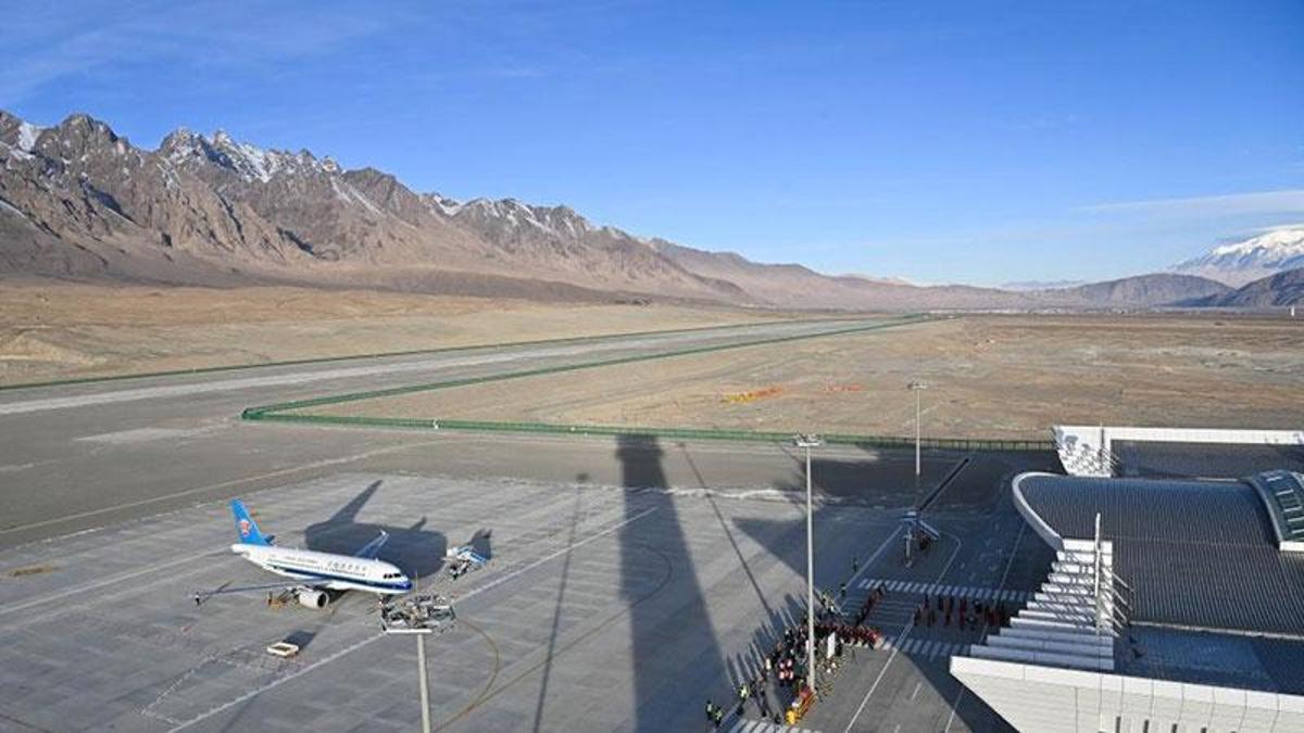 Hindistan, 24 havalimanının kapalı kalma süresini 15 Mayıs'a kadar uzattı