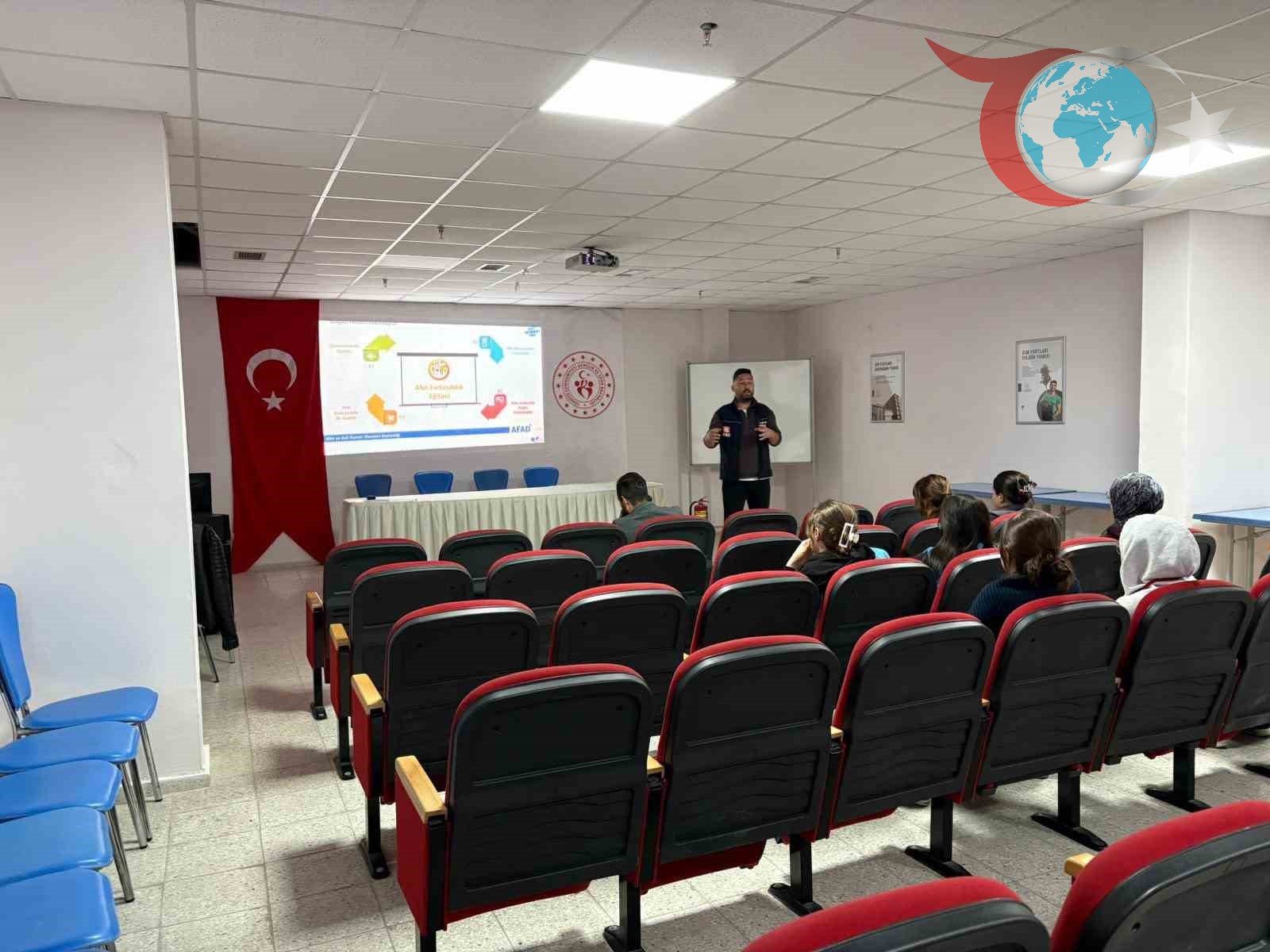 Eskişehir'de Öğrencilere Yönelik Afet Farkındalık Eğitimi Gerçekleştirildi