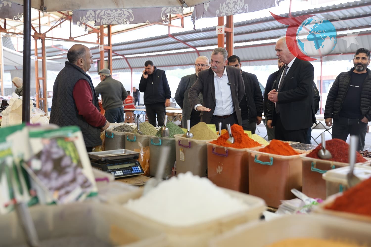 Yunusemre’de Birlikte Yönetim: Semih Balaban’ın Esnaf Buluşmaları