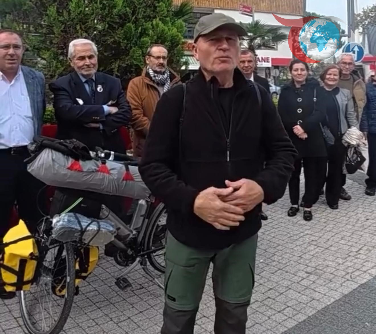 Fahrettin Şener'in Bisikletle Umre Yolculuğu Başladı