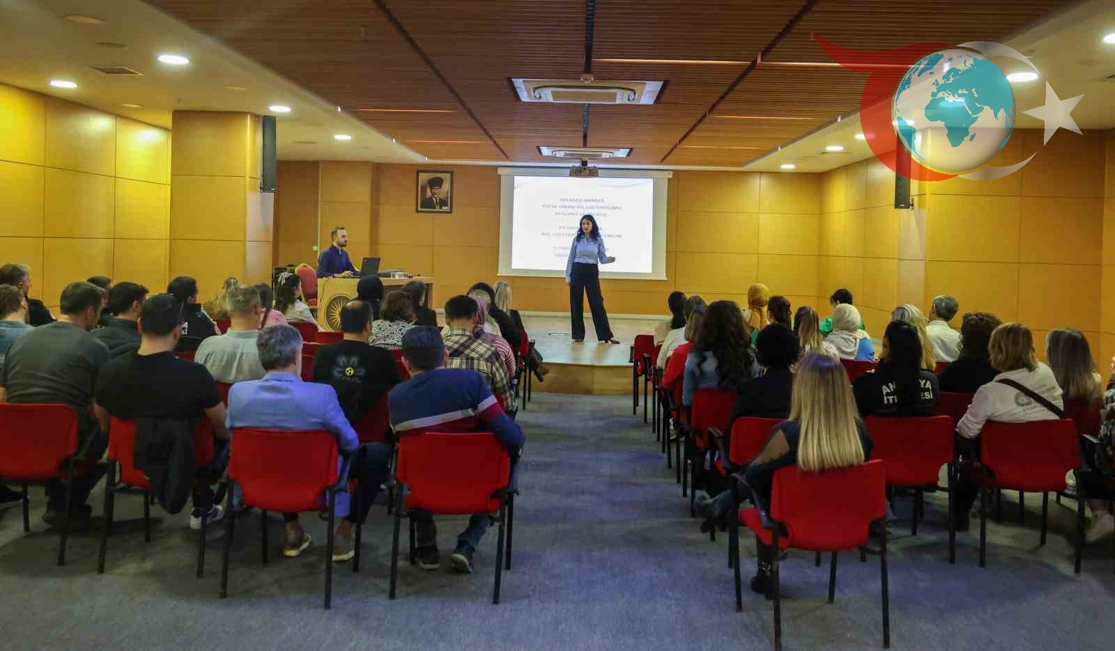 Antalya Büyükşehir'den Personeline Aile İçi İletişim Eğitimi