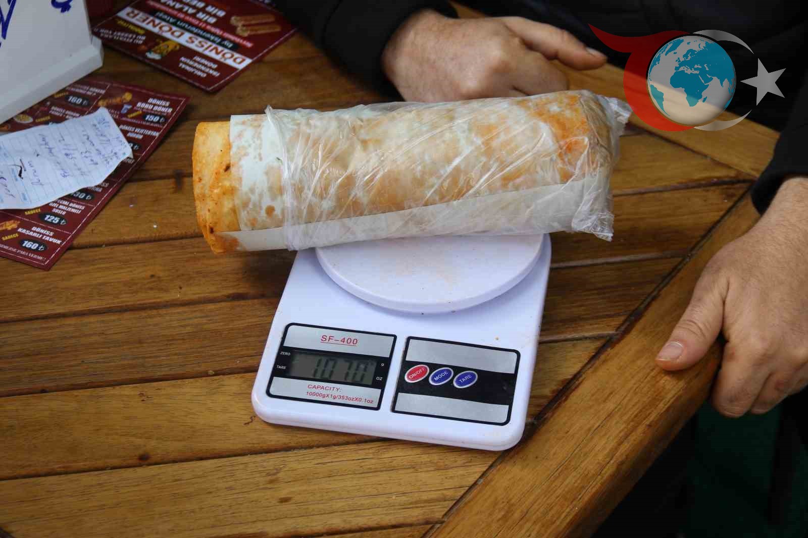 Eskişehir'de 1 Kiloluk Döner Dürüm Rüzgarı